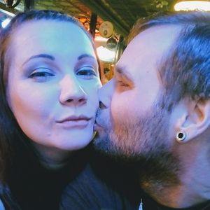 Meet your Posher, Travis